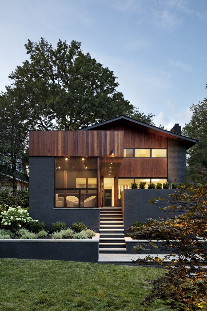 A Washington Modernist House Completely Remodeled by Assembledge+