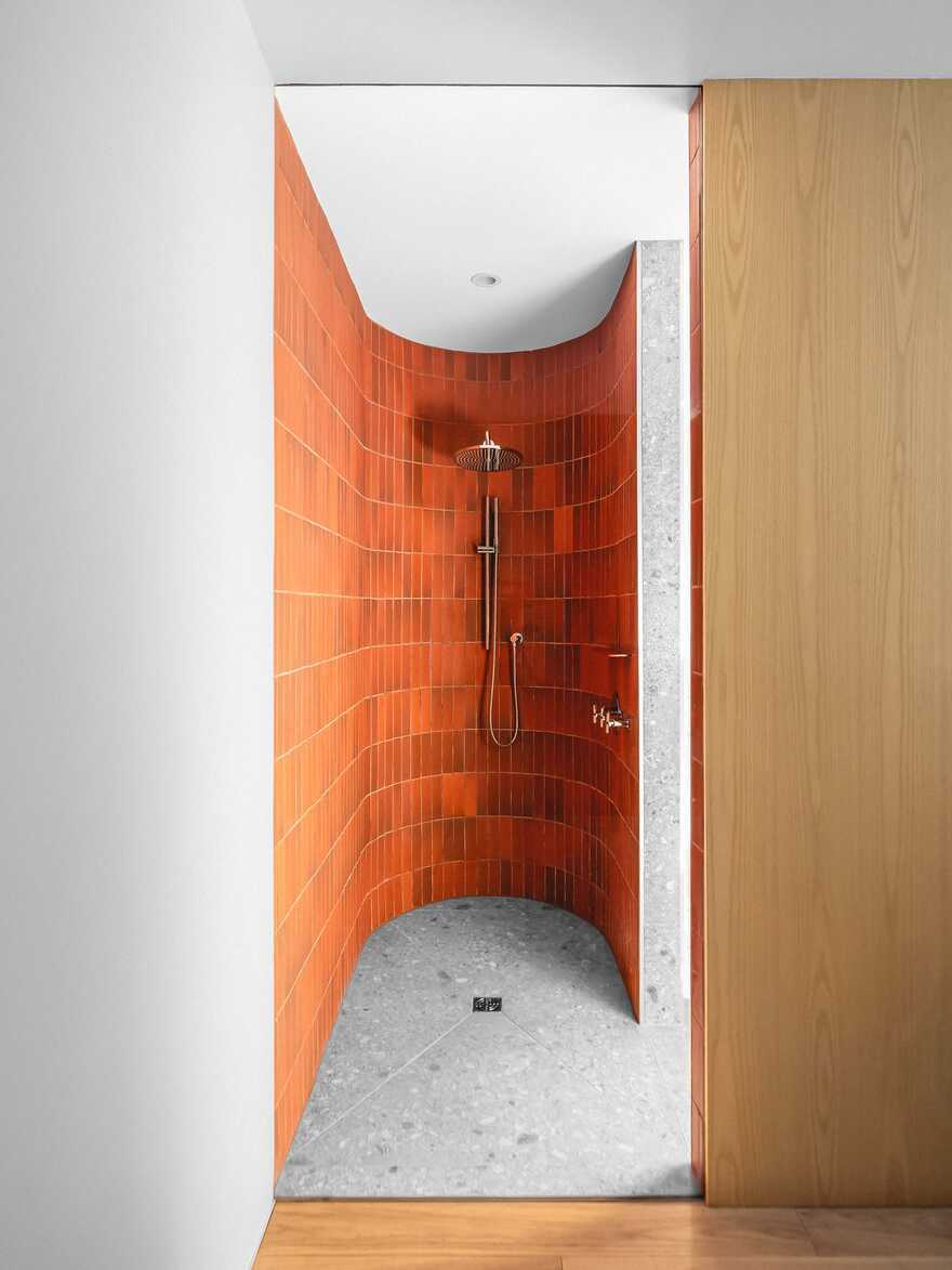 bathroom, Montreal Naturehumaine Architects