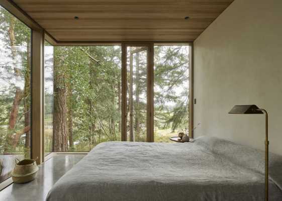 Whidbey Farm Designed as Both Vacation House and Part-Time Residence