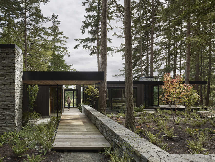 Whidbey Farm Designed as Both Vacation House and Part-Time Residence