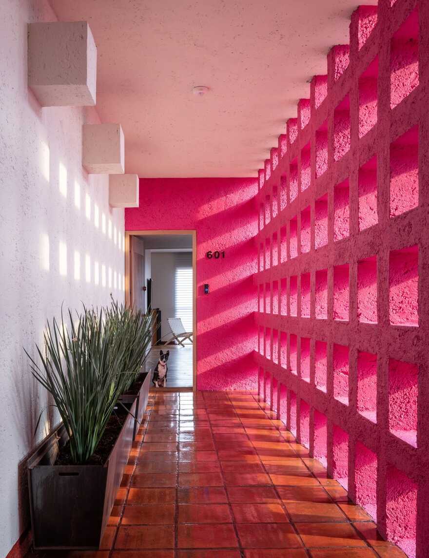 Antigua High-Rise Apartment in Mexico City / Alejandro de la Vega Zulueta