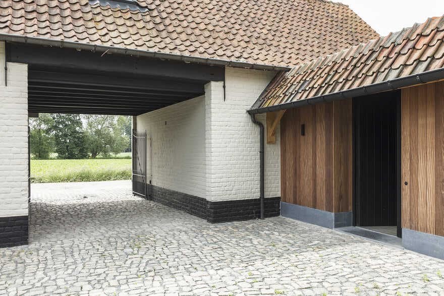 Old Belgian Farm Restored and Modernized by JUMA Architects