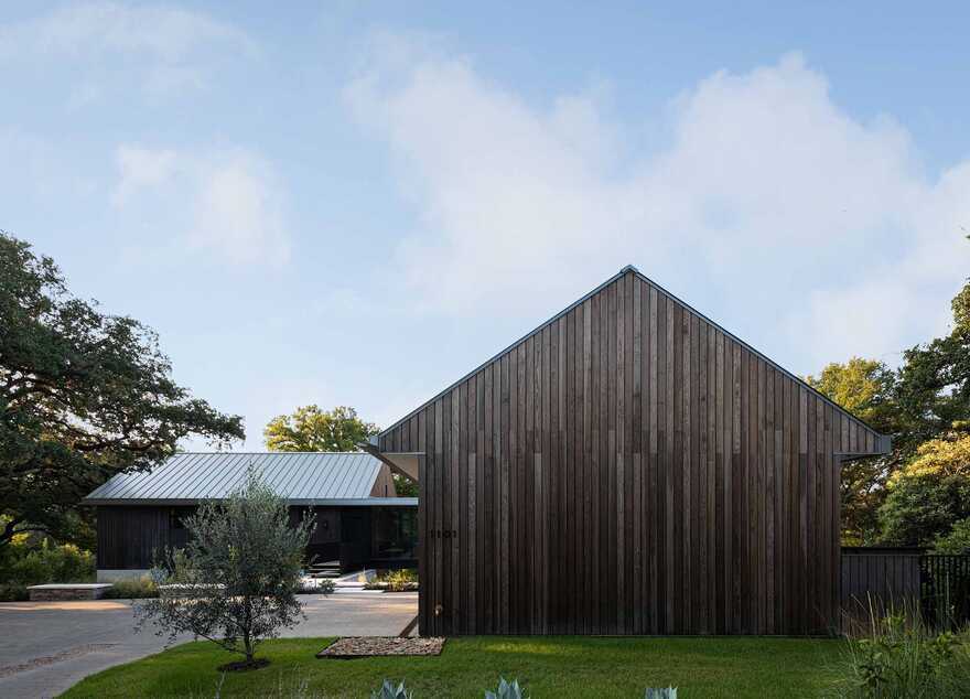 Belmont Park House, Texas / Tim Cuppett Architects