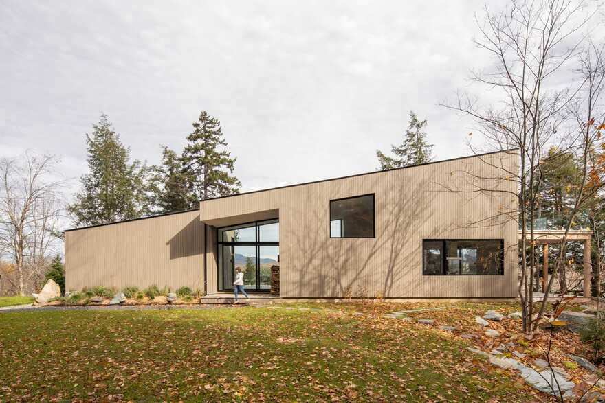 Perchée House, Québec / Natalie Dionne Architecture