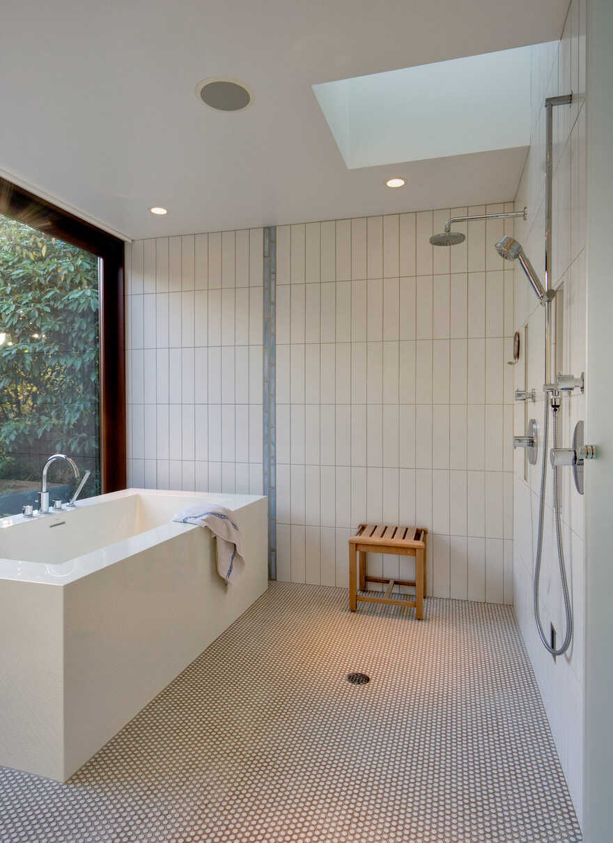 bathroom / David Coleman Architecture