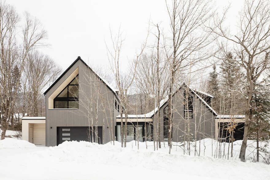 La Frangine House: Conversion of a Former Ski Chalet into a Residence