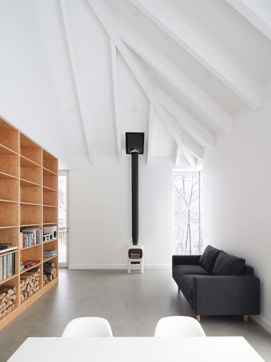 living room / Naturehumaine Architects