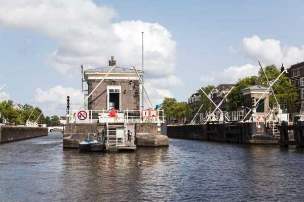 Sweets Hotel Transforms Amsterdam’s Former Bridge Houses into Independent Hotel Rooms