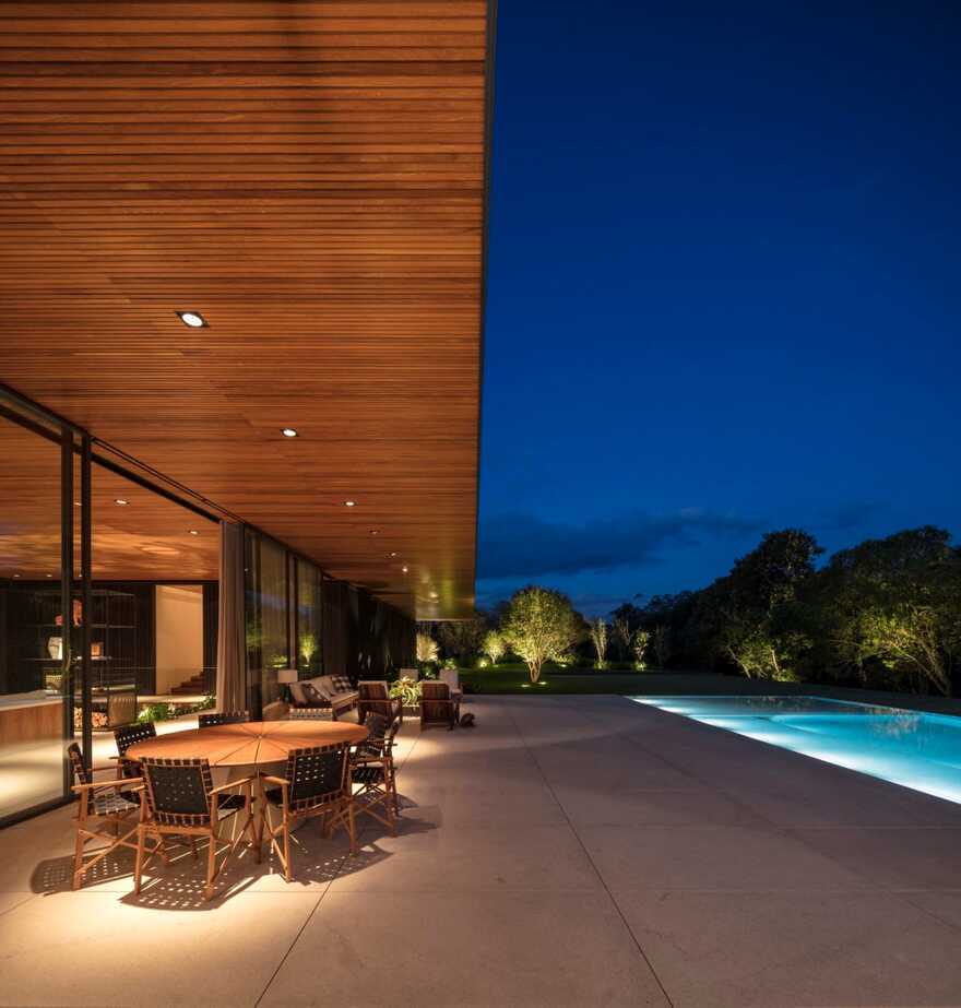 FL House, Brazil / Jacobsen Arquitetura