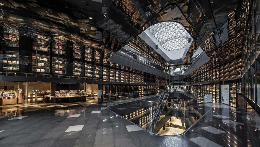 Bookstore-Themed Commercial Complex / Gonverge Interior Design