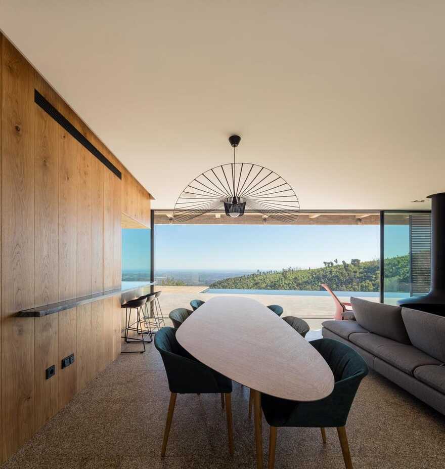 dinig room / Pereira Miguel Arquitectos