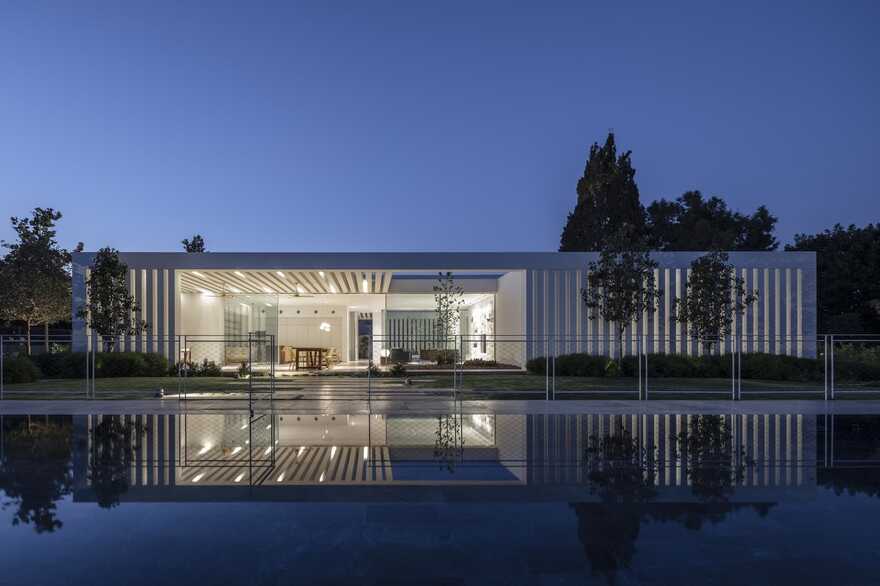 K House Designed like a "Cube" by Blatman Cohen Architecture & Design