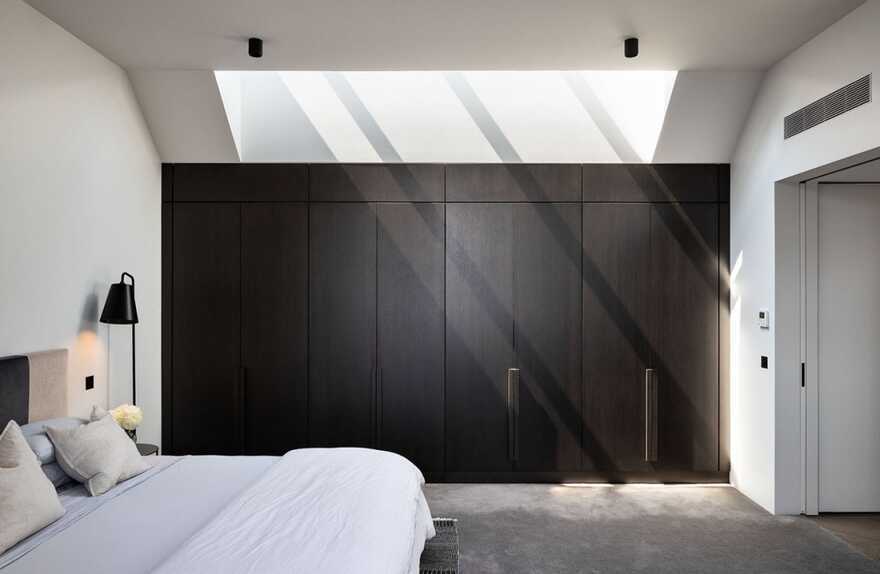 bedroom / Phil Redmond Architecture + Urbanism