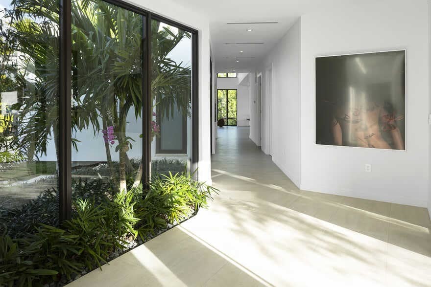 Enchanted Point Residence, Miami / SDH Studio