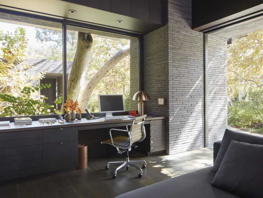 home office / Marmol Radziner Architecture