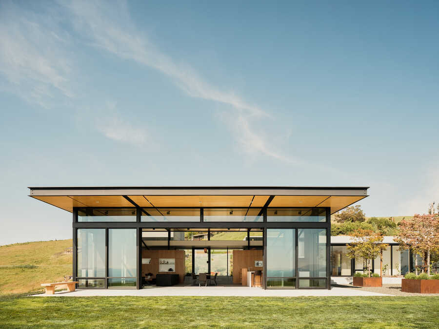 Pavilion Style House with a Panoramic View of San Jose
