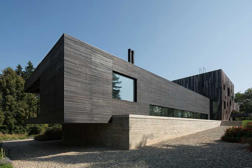 TX House / ZUN Architecture and Design