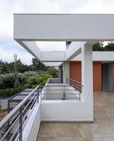 Palio Tsifliki House by T&T Architects