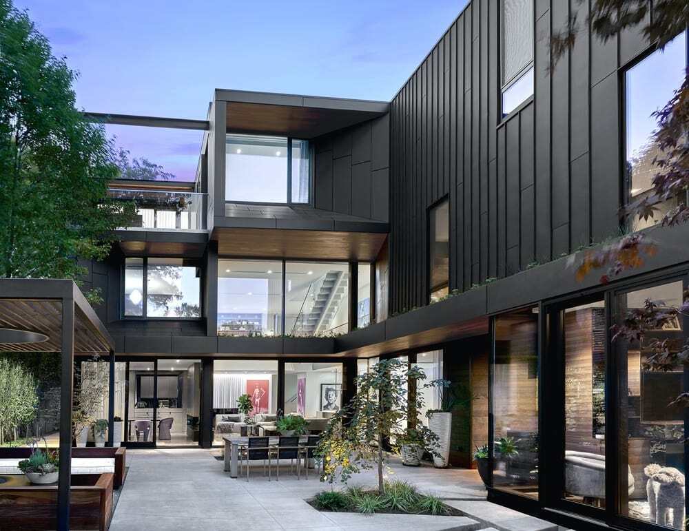 Zinc Residence, a Lakeview Home with a Strong Connection to the Outdoors
