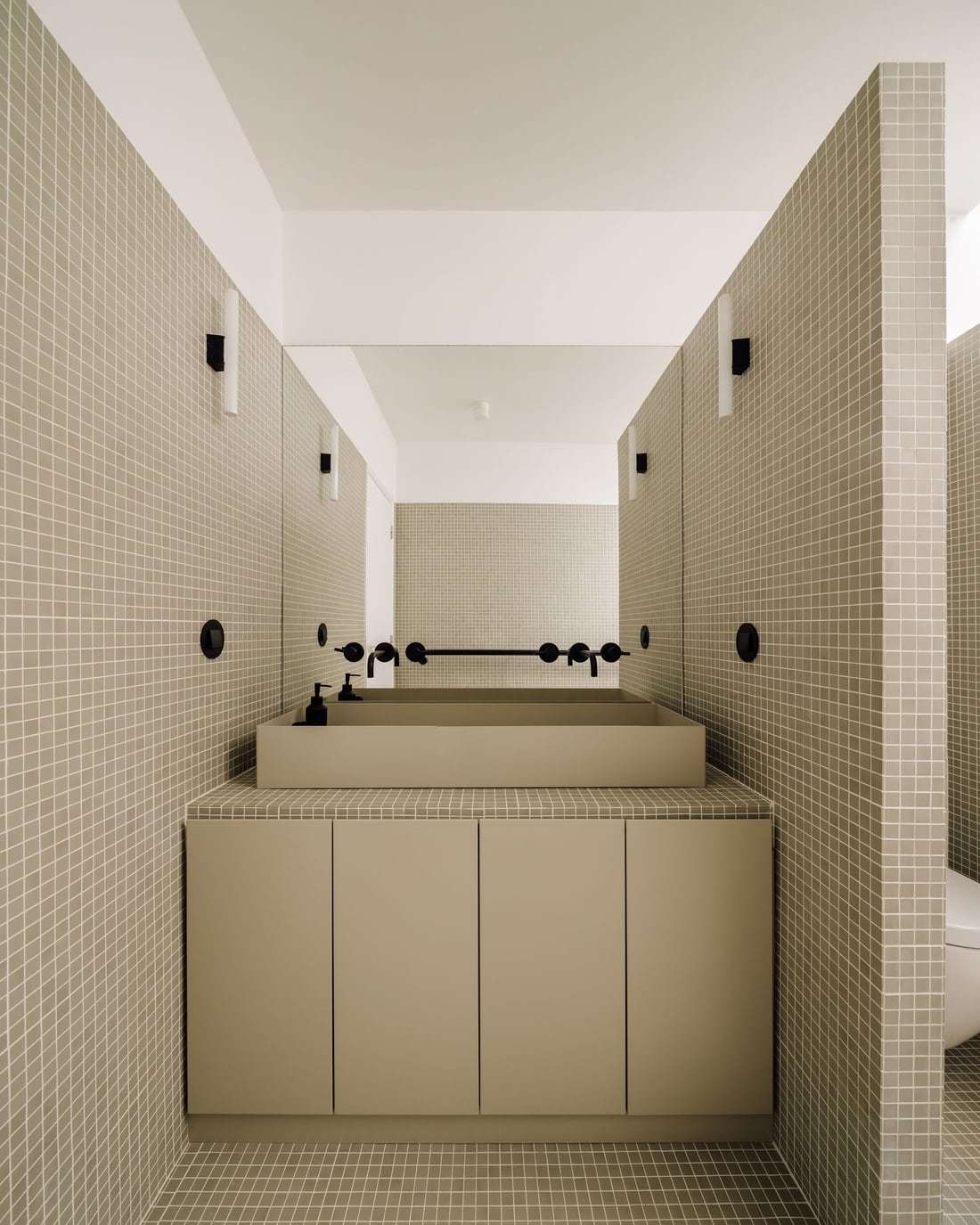bathroom, Duarte Caldas Architectural Design
