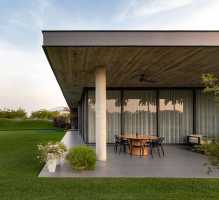 6M Residence by Jannina Cabal & Arquitectos
