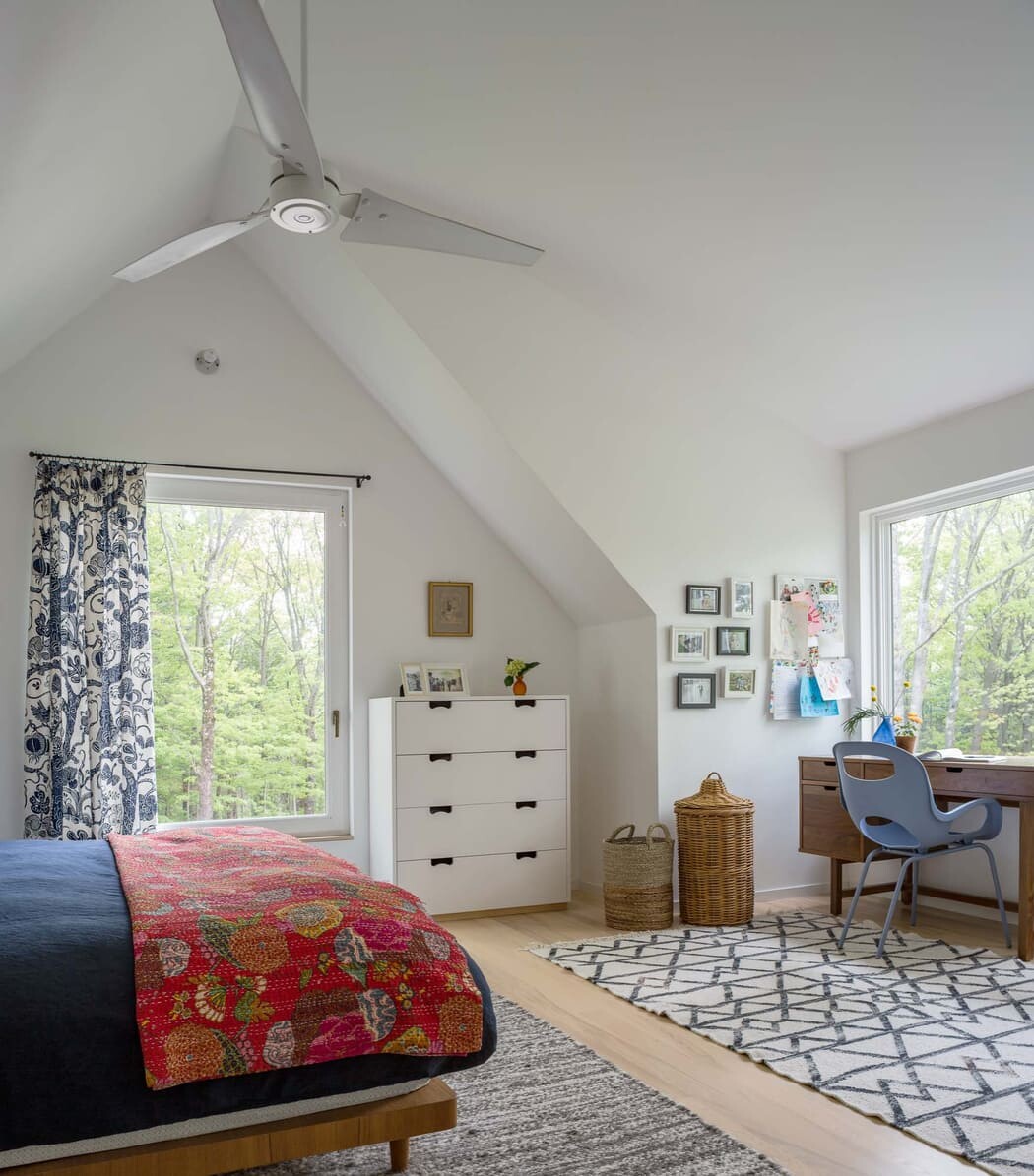 bedroom by Elizabeth Herrmann Architecture + Design
