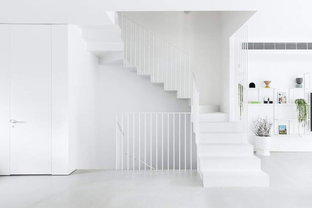 white steel staircase, Yael Perry Interior Designer