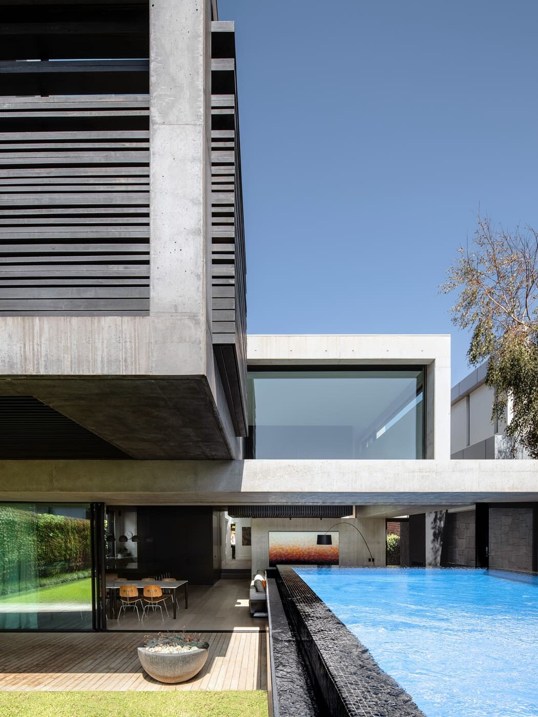 pool by MCK Architects