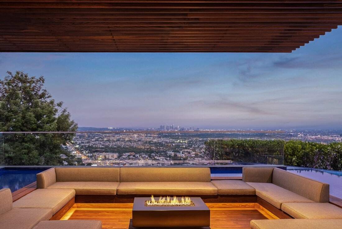 Hillside Home in Los Angeles by SAOTA