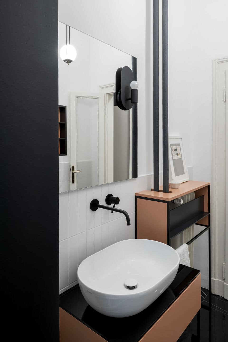 bathroom, PLUS ULTRA Studio