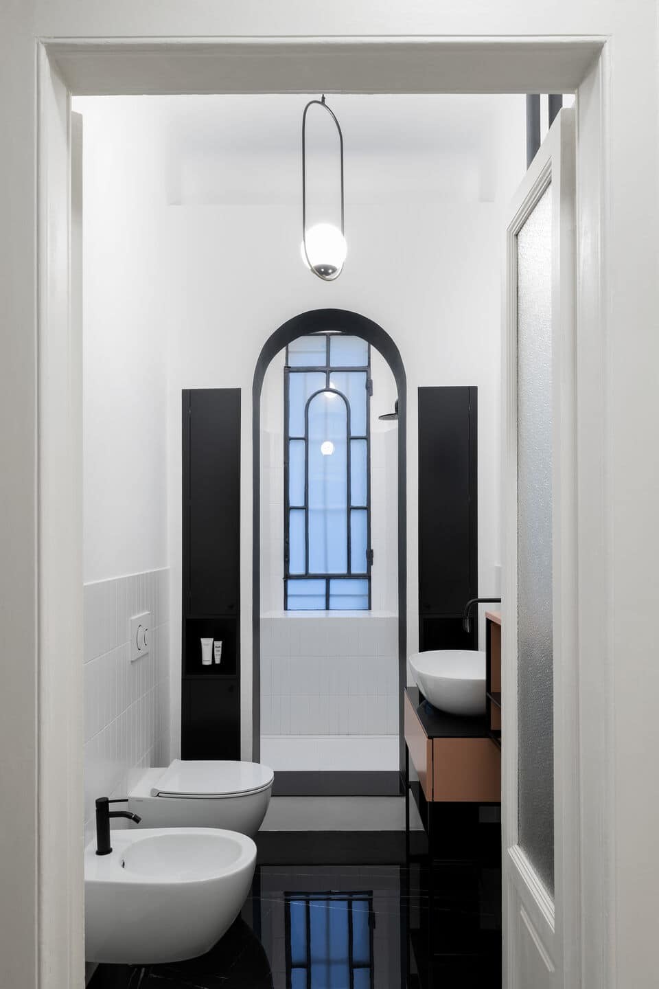 bathroom, PLUS ULTRA Studio