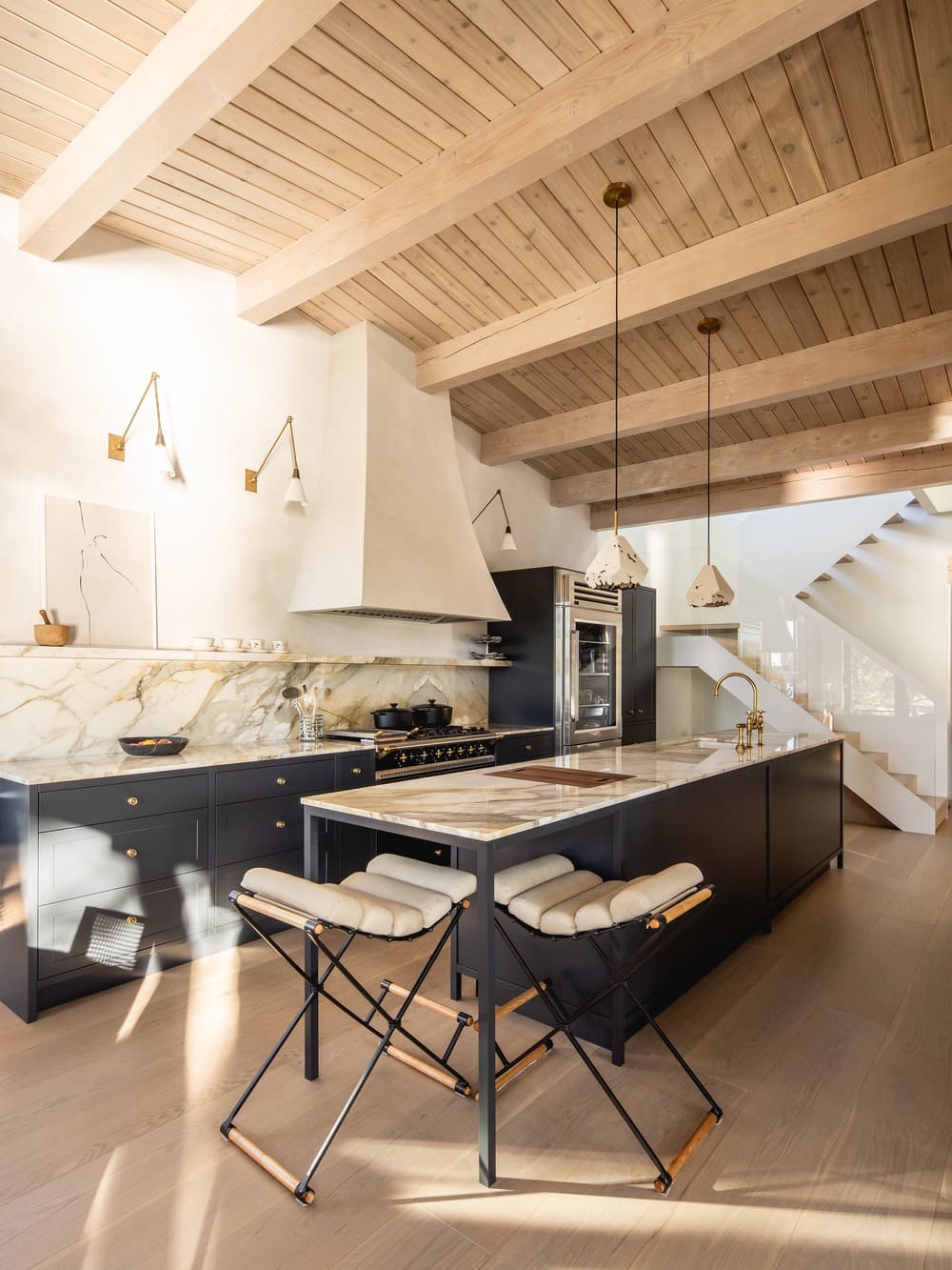 kitchen by Paul Bernier Architecte