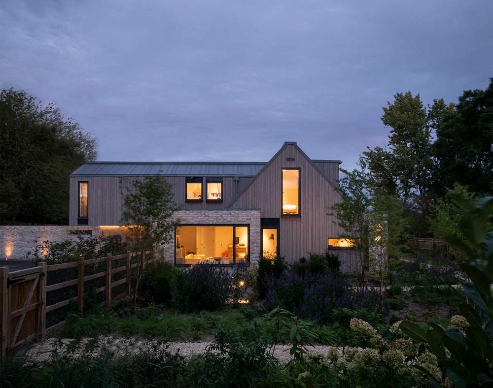 Field House by Spratley & Partners