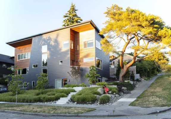 West Seattle House by Paul Michael Davis Architects