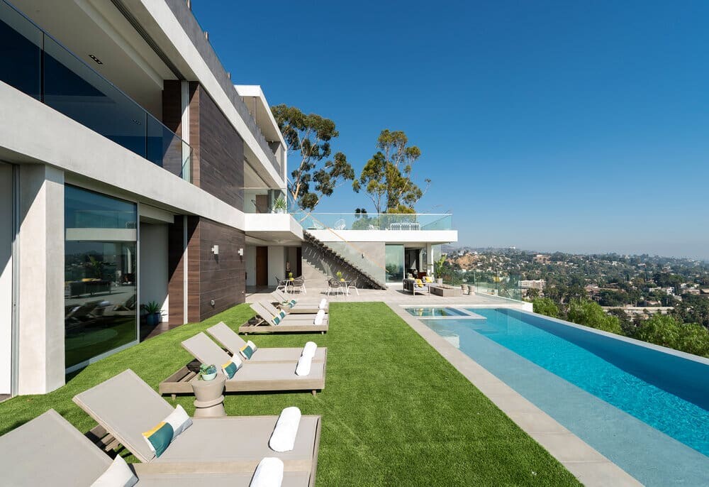 Los Tilos Residence, Hollywood Hills by Whipple Russell Architects