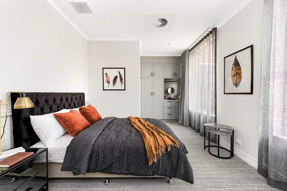 bedroom, Gray Puksand