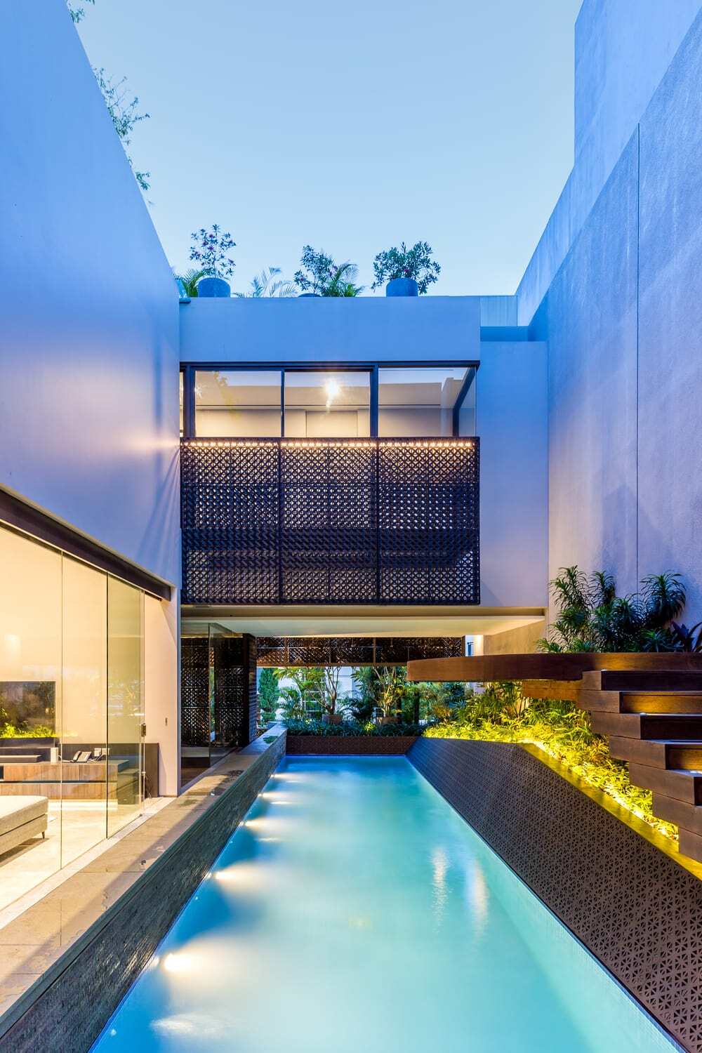 pool, Jakarta by Wahana Architects