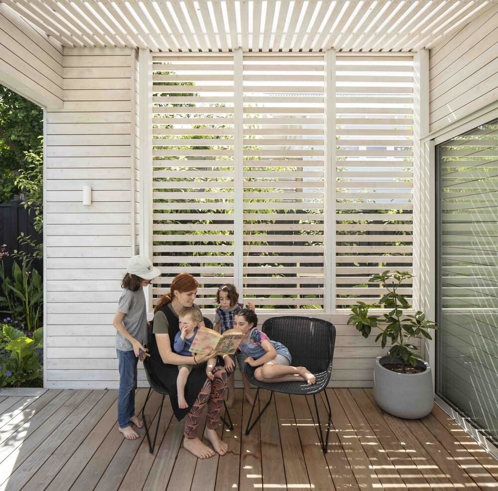 terrace, outdoor, Strachan Group Architects