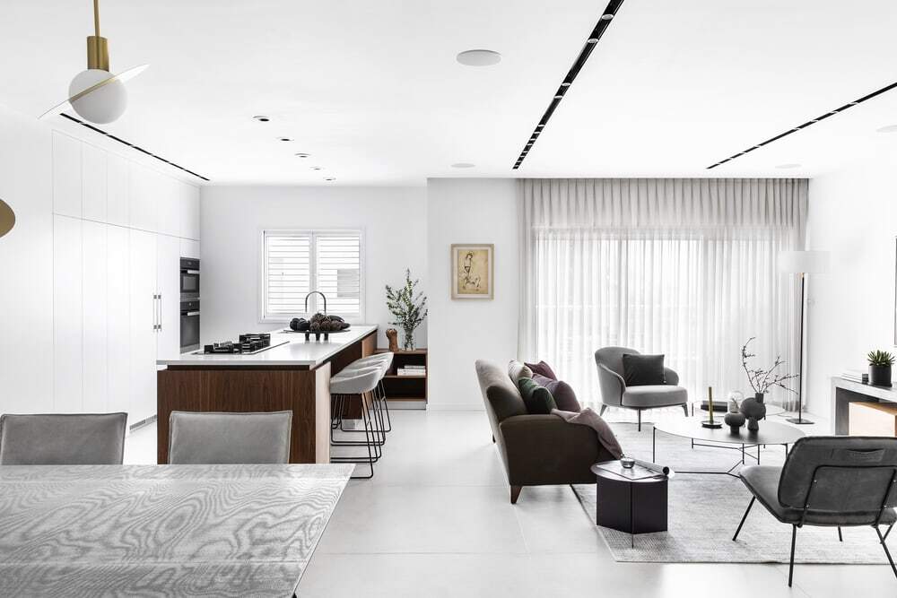 H Apartment in Hod HaSharon by Maya Sheinberger Interior Design