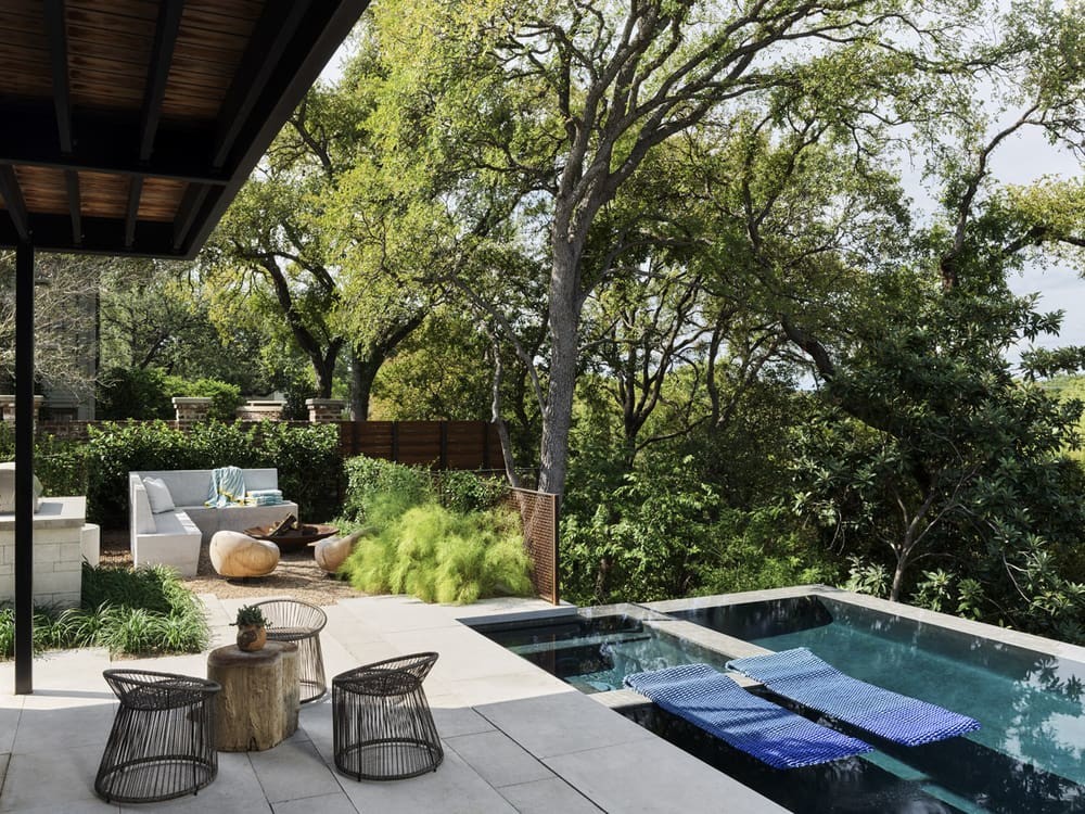 Lake Austin Scenic Home Renovated by Tobin Smith Architects and Mark Ashby Design Features a Spectacular Art Collection