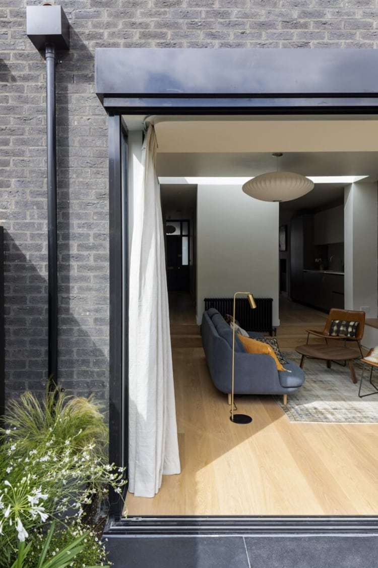 Refurbishment, Extension and Loft Conversion by YARD Architects
