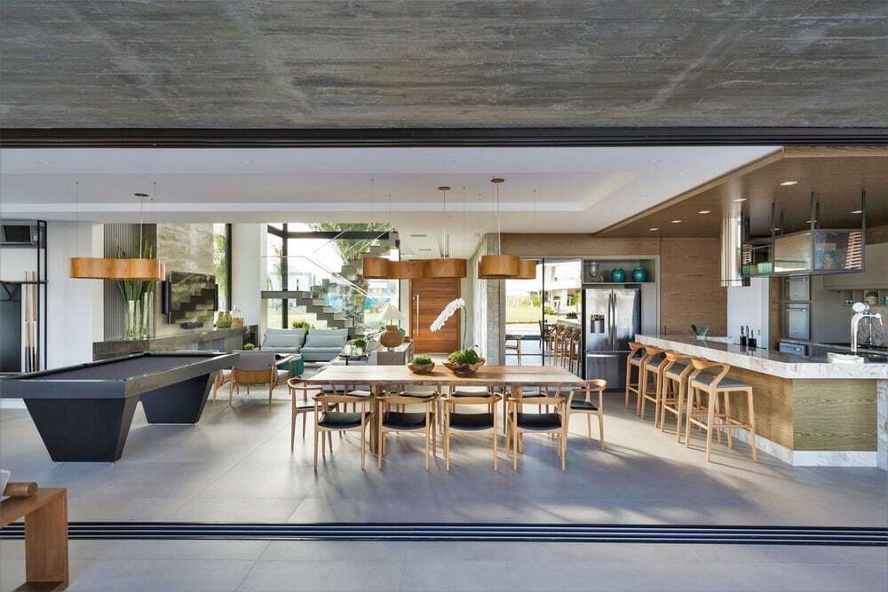Bluish House by Studio Colnaghi Arquitetura
