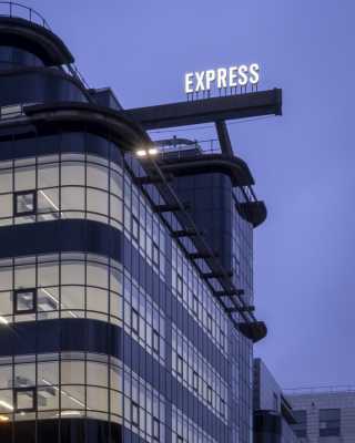 Express Building Contemporary Refurbishment by Ben Adams Architects