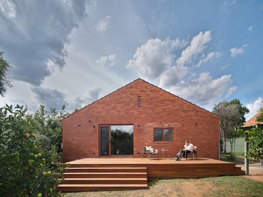 Ainslie Cottage by Buck & Simple