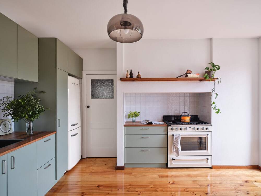 kitchen, Buck & Simple