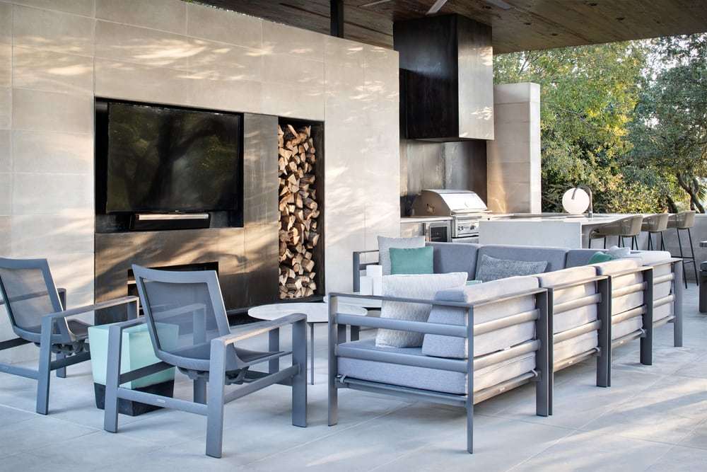 Longchamp Outdoor Living - New Construction Pool and Exterior Pavilion
