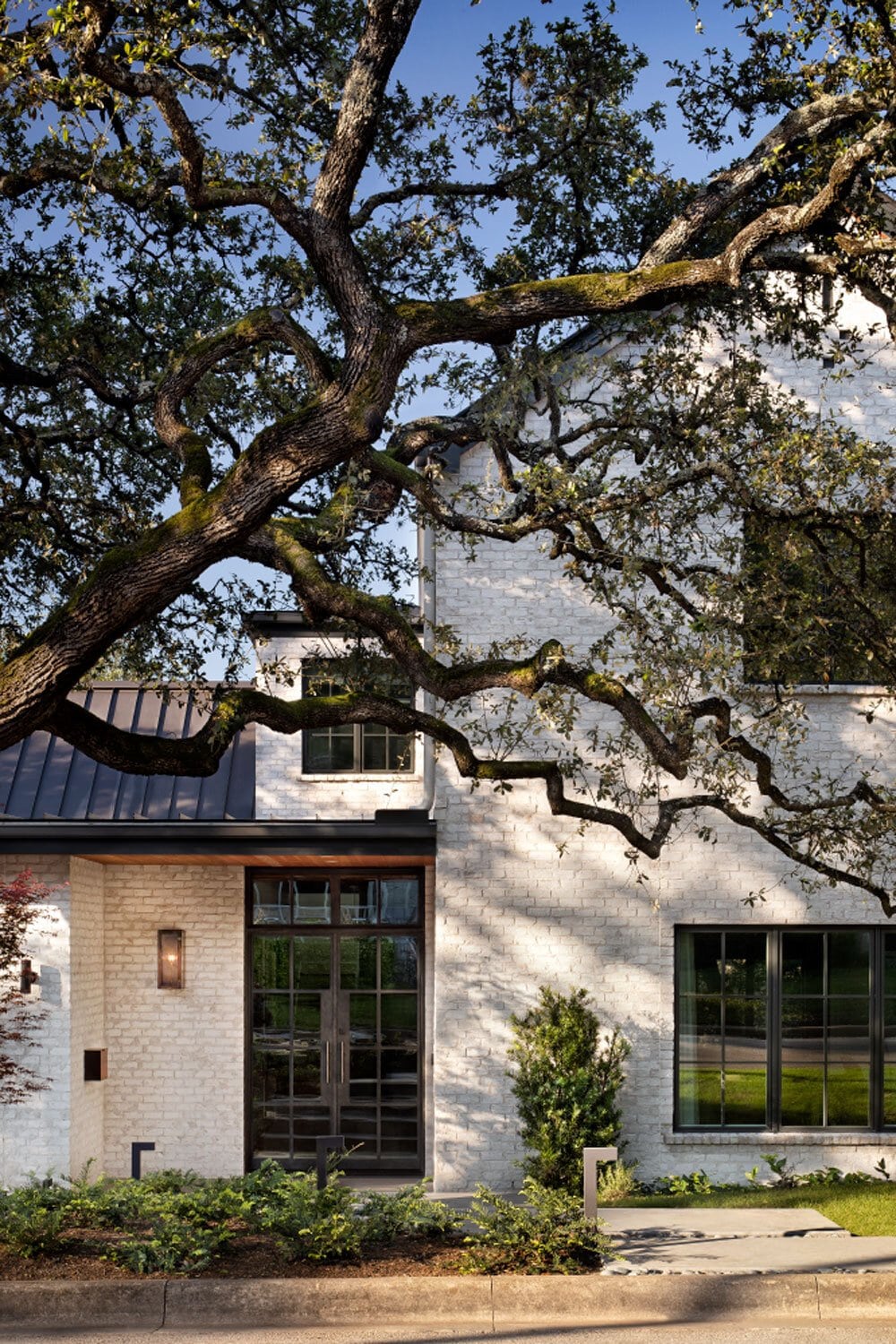 Robinhood Residence by Clark | Richardson Architects