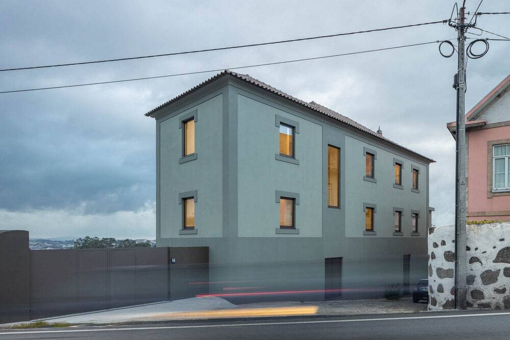 Rehabilitate the Memory and Identity of a House in Santo Tirso, Portugal