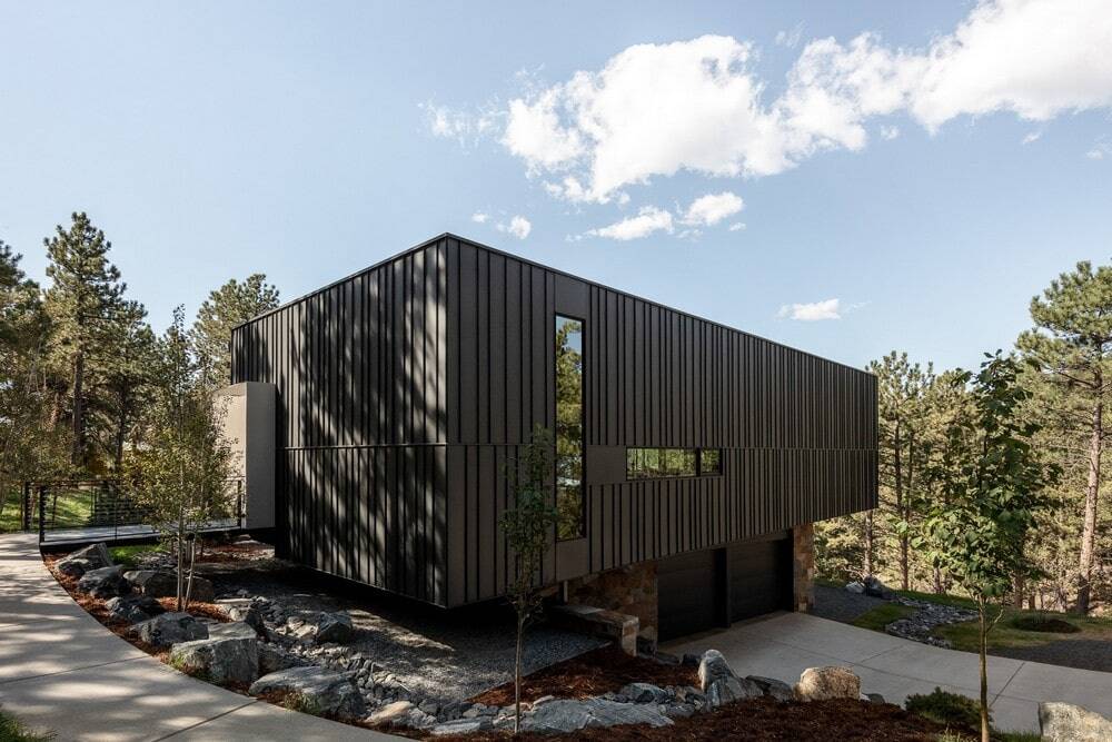 Blackened Steel Modernist Home in Boulder by Arch11