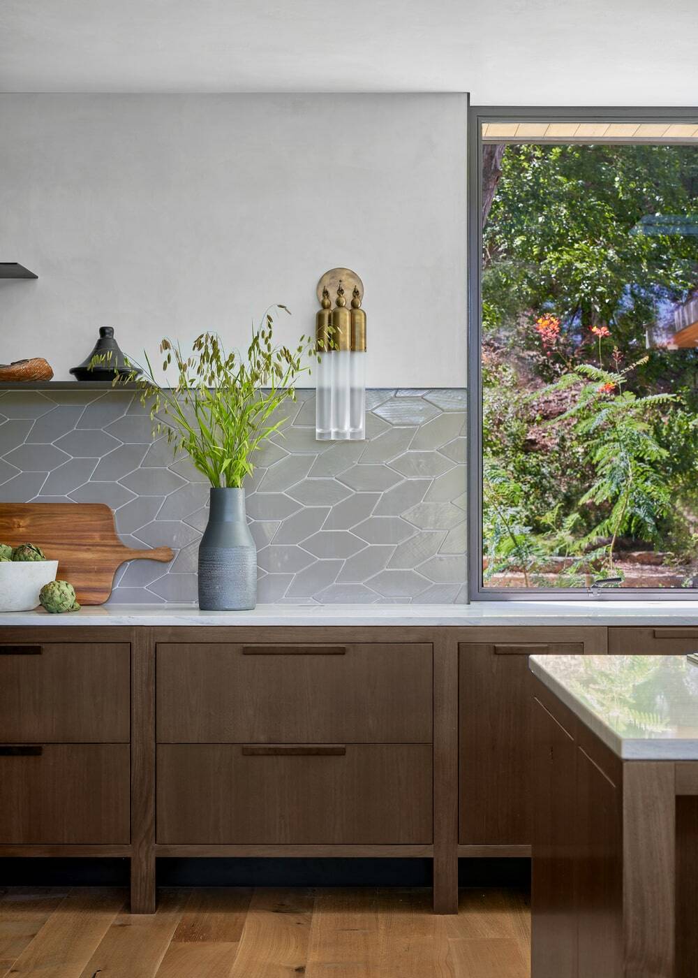 kitchen, LaRue Architects / Britt Design Group